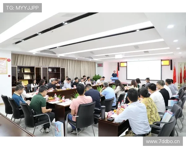 企业家座谈会主持词:激发创新思维与合作共赢的交流平台 企业家座谈会主持词:激发创新思维与合作共赢的交流平台